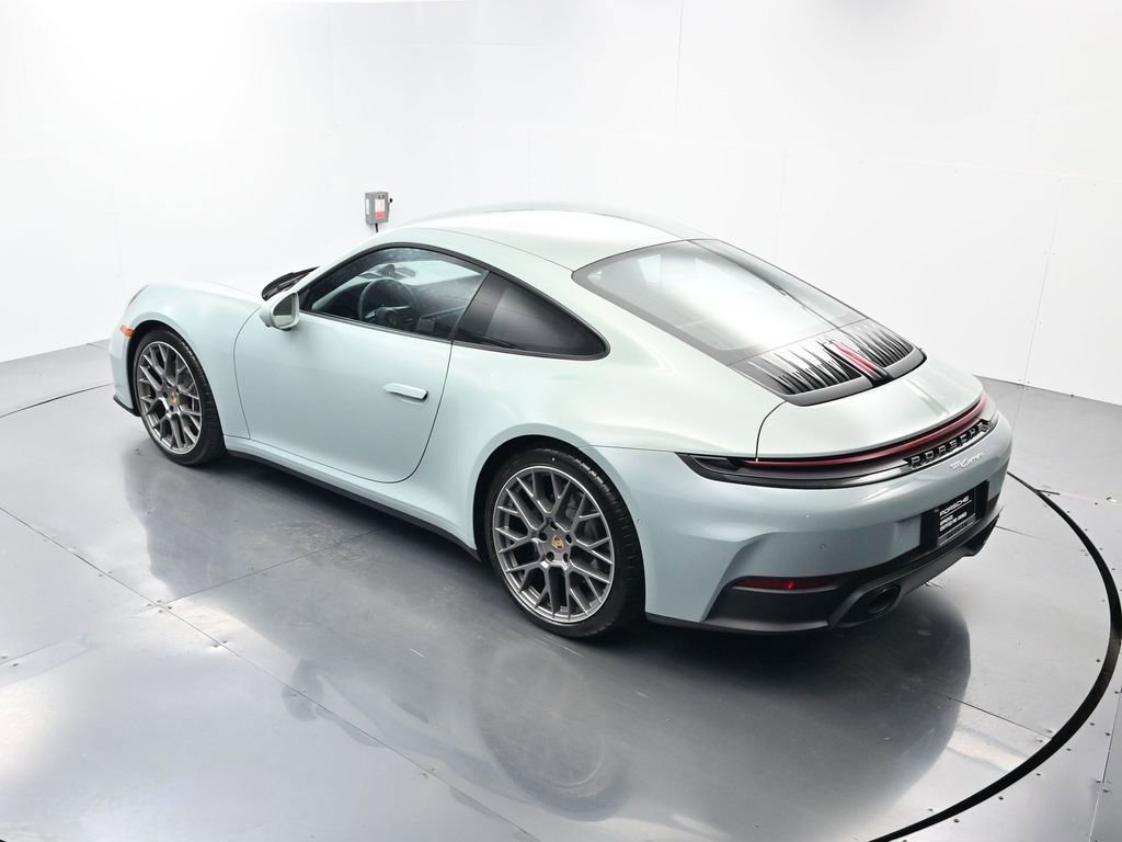 Certified 2025 Porsche 911 Carrera RWD image 33