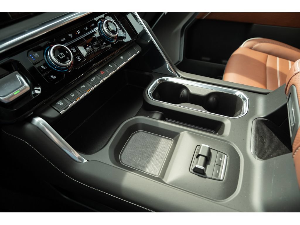New 2026 GMC Sierra 3500 Denali Ultimate w/ LPO, Black Badging Package AWD/4WD image 26