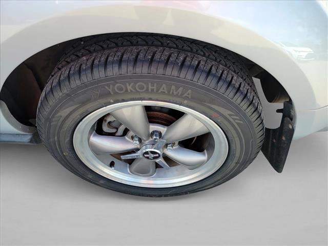 Used 2007 Ford Mustang Deluxe image 12