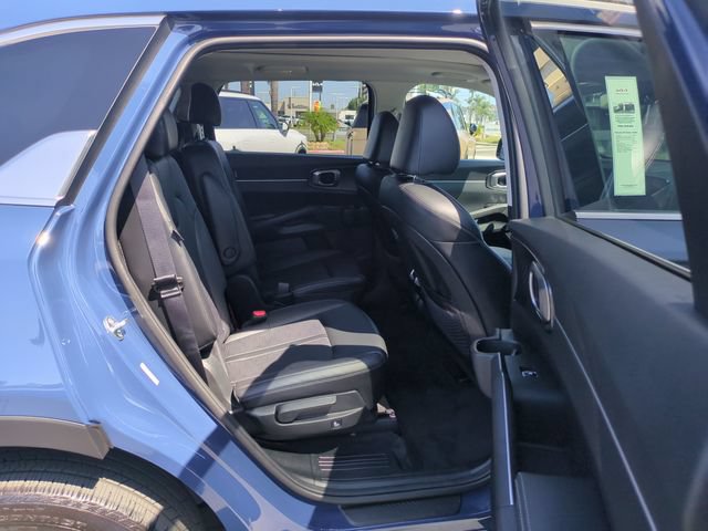 Certified 2025 Kia Sorento EX w/ Panoramic Sunroof Package AWD/4WD image 30