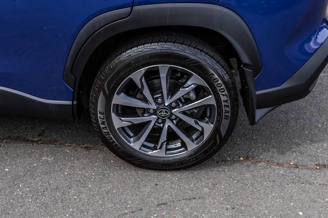 Certified 2024 Toyota Corolla Cross XLE w/ Convenience Package image 13