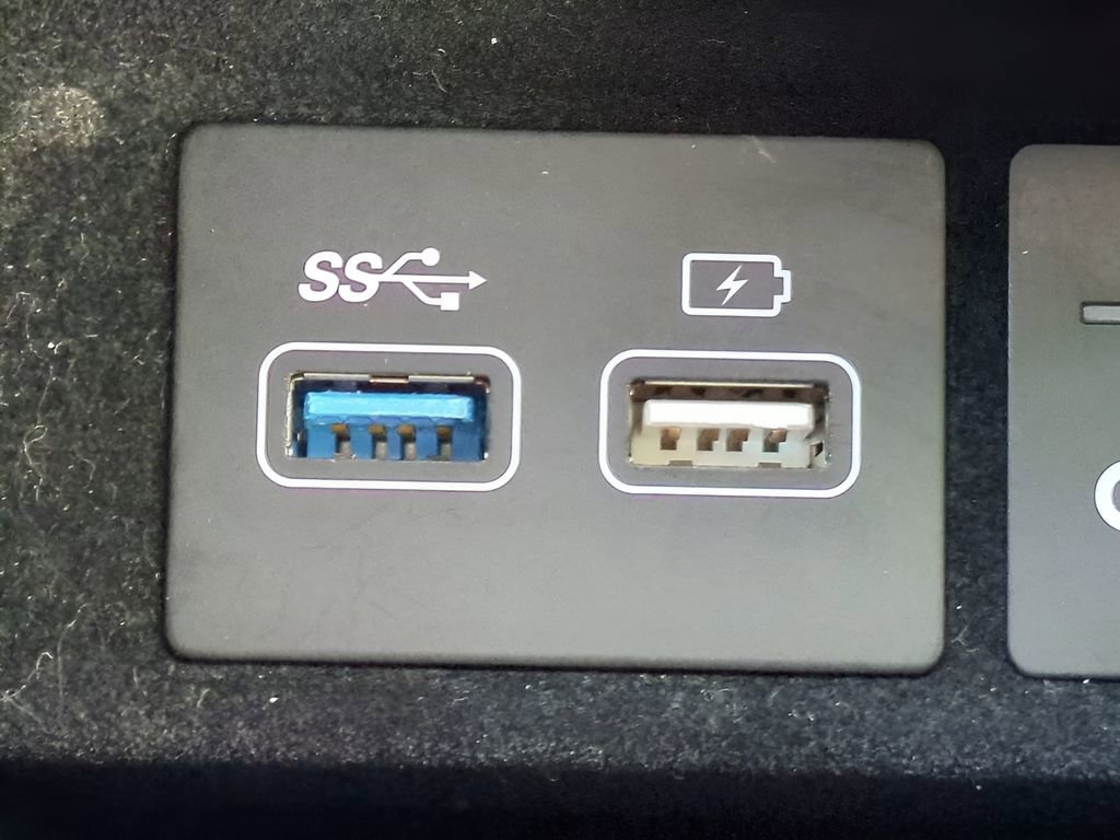 Used 2022 Genesis GV70 2.5T w/ Advanced Package image 23