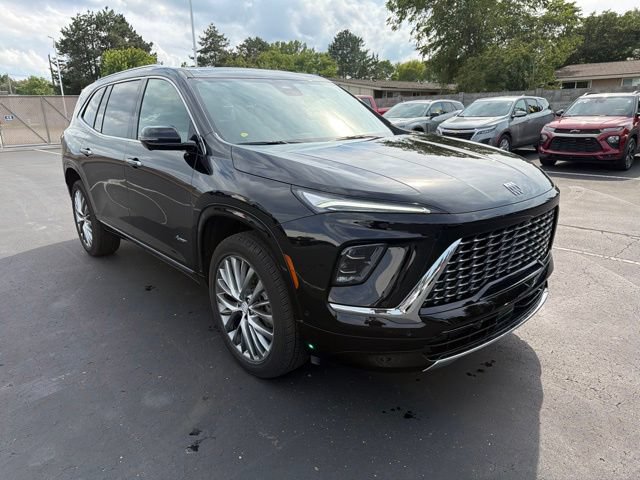 Used 2026 Buick Enclave Avenir AWD/4WD image 4