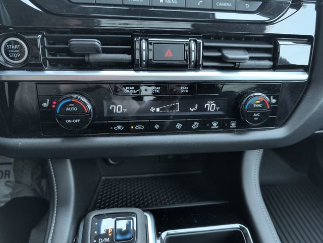 Used 2022 Nissan Pathfinder SV w/ SV Premium Package image 20