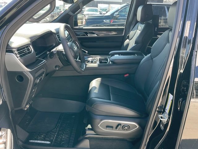 New 2024 Jeep Wagoneer 4WD w/ Convenience Group I image 21