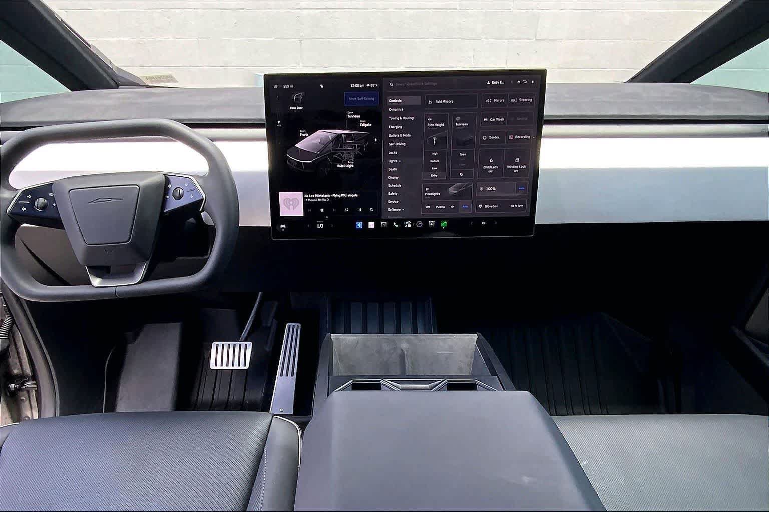 Used 2024 Tesla Cybertruck Cyberbeast AWD/4WD image 10