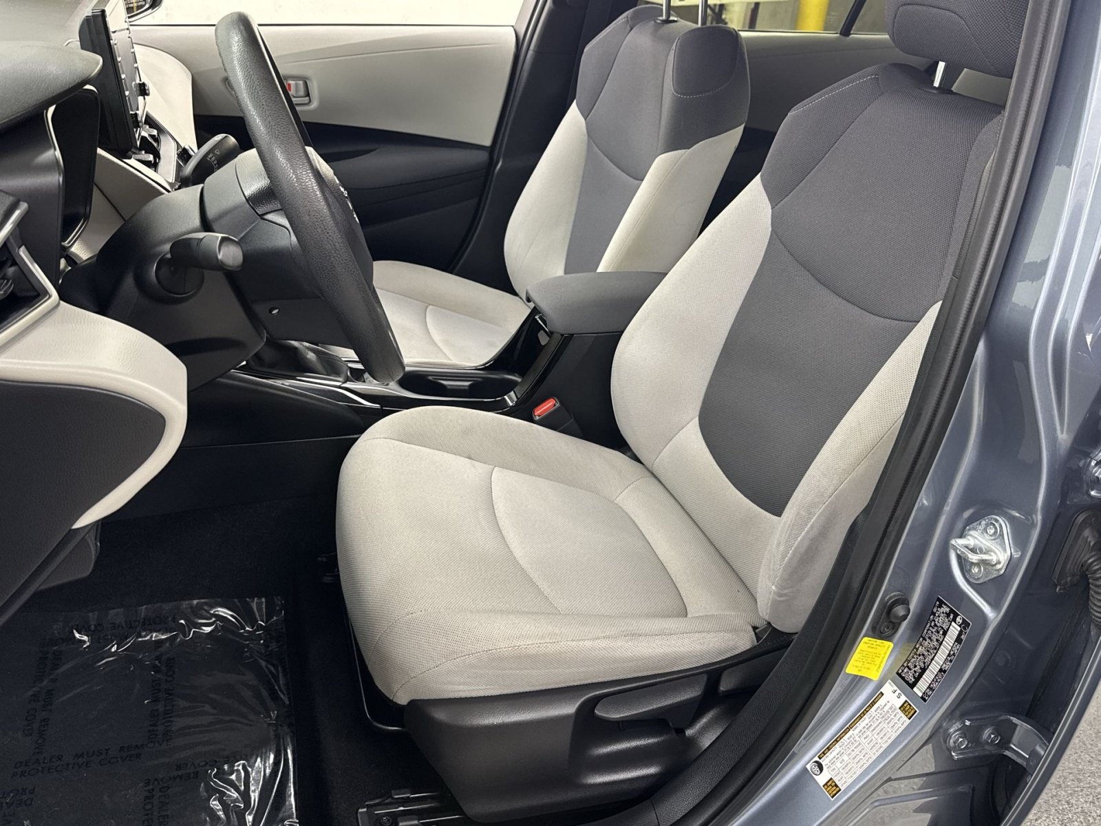 Used 2020 Toyota Corolla L FWD image 25