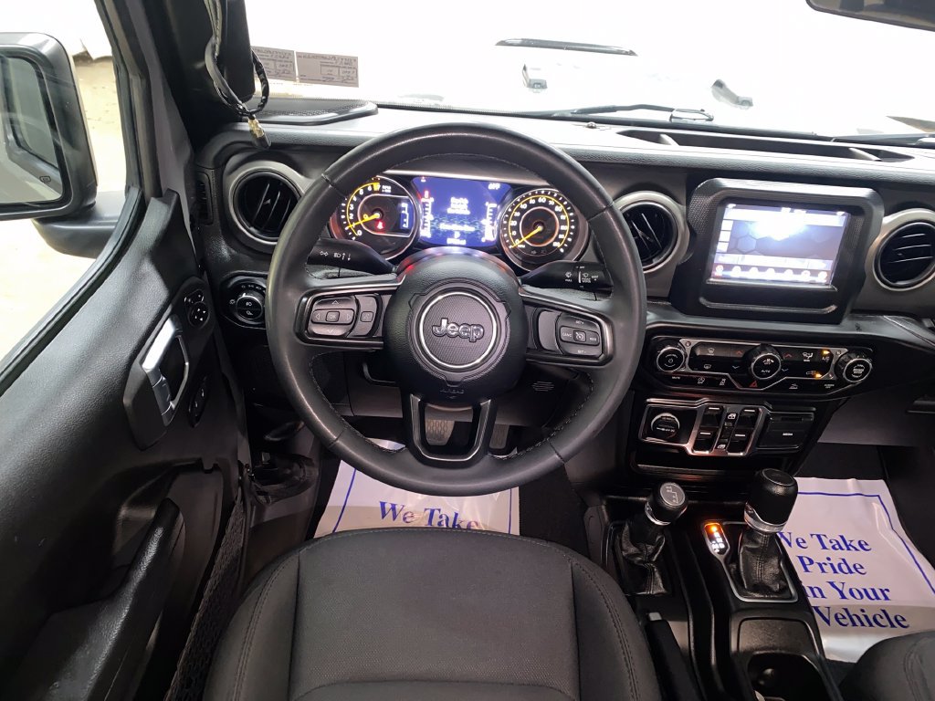 Used 2023 Jeep Gladiator Sport AWD/4WD image 26