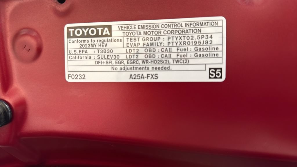 Used 2023 Toyota Sienna Limited AWD/4WD image 43