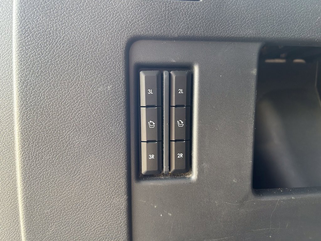 Used 2023 Lincoln Navigator Reserve image 18