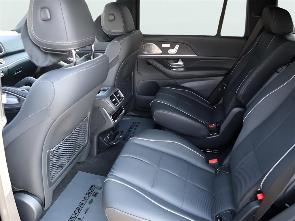 New 2026 Mercedes-Benz GLS 580 4MATIC image 23