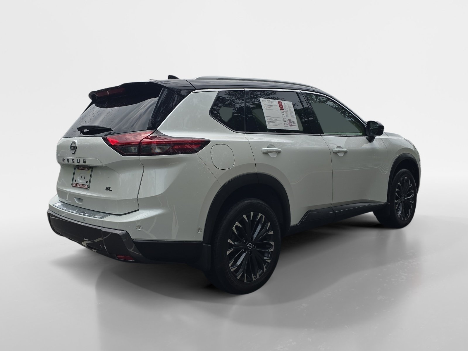 Certified 2025 Nissan Rogue SL w/ Tech Package FWD image 6