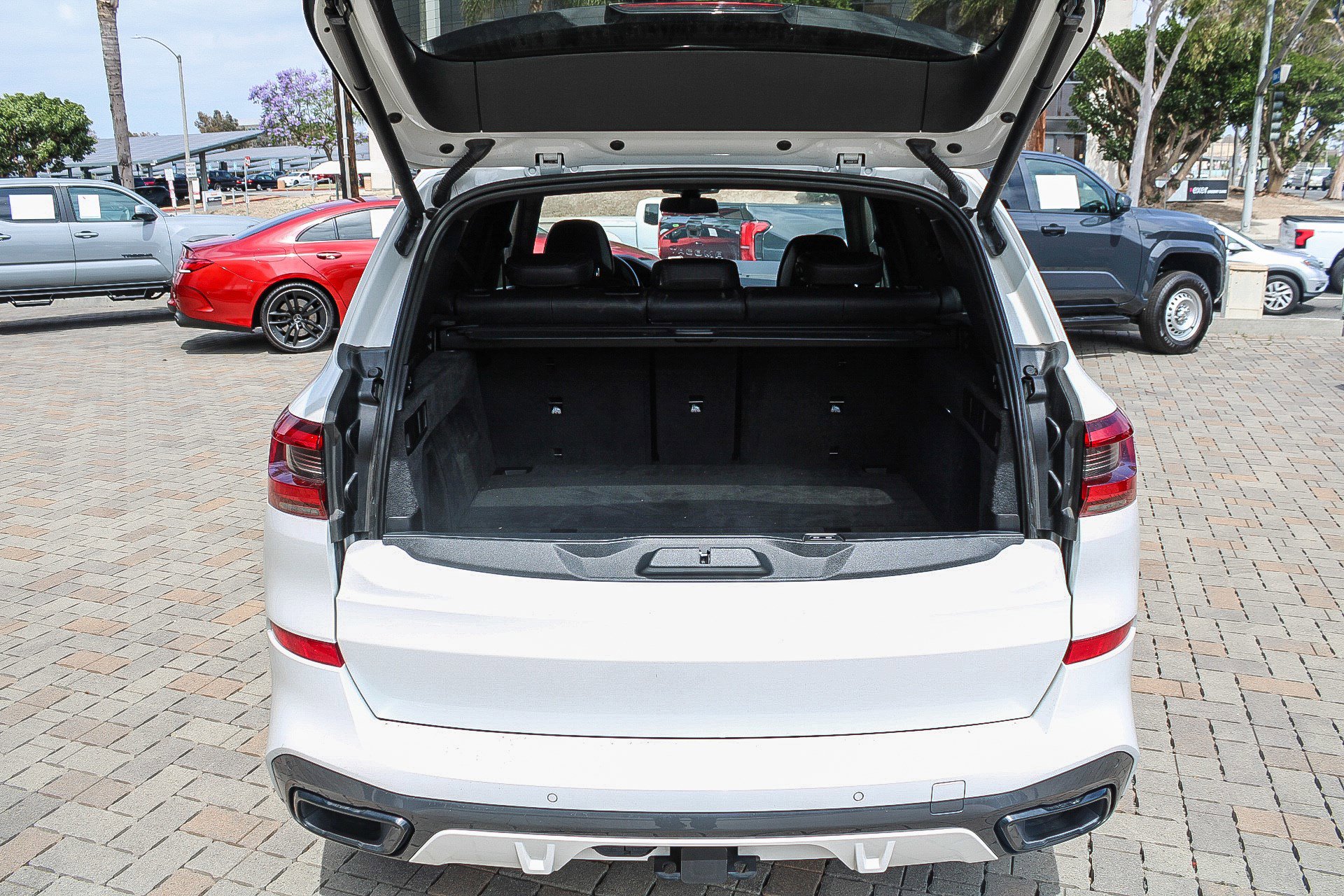Used 2021 BMW X5 xDrive45e w/ M Sport Package AWD/4WD image 27