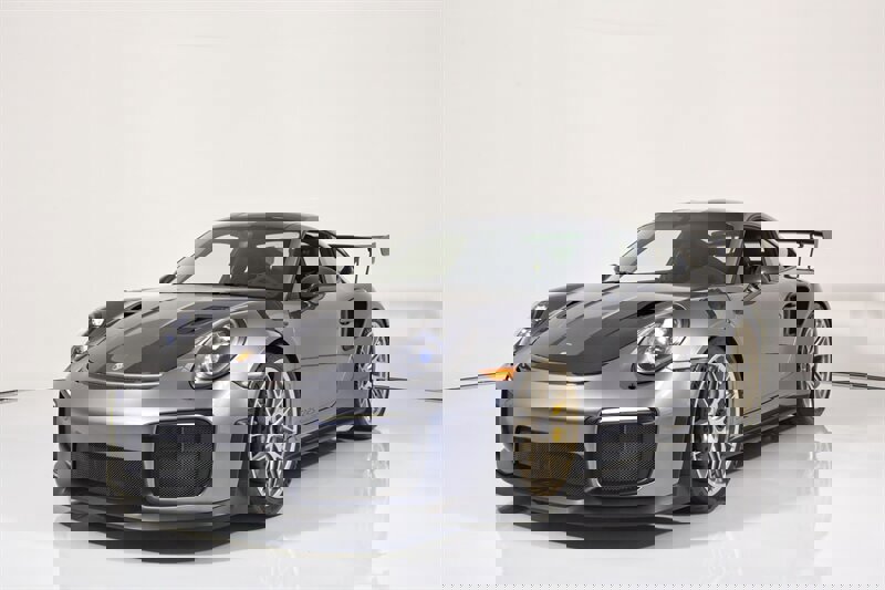 Used 2018 Porsche 911 GT2 RS image 4