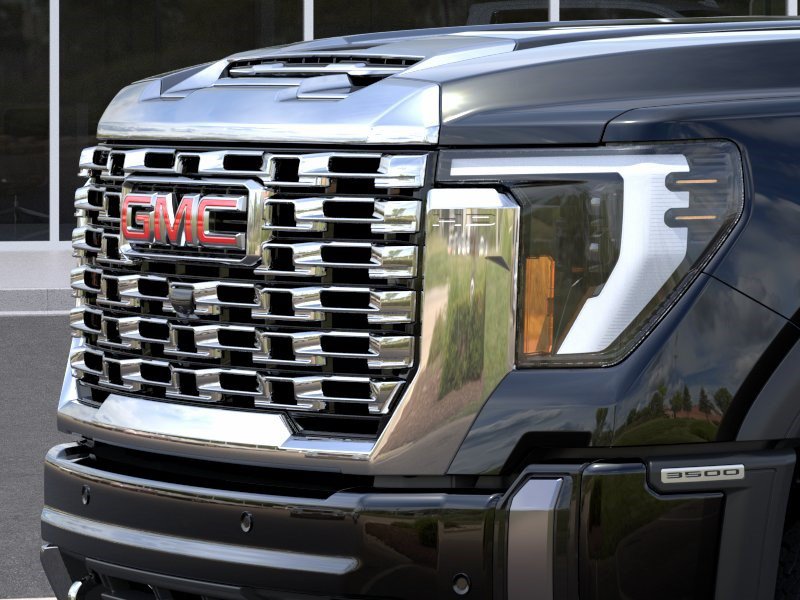 New 2026 GMC Sierra 3500 Denali AWD/4WD image 13