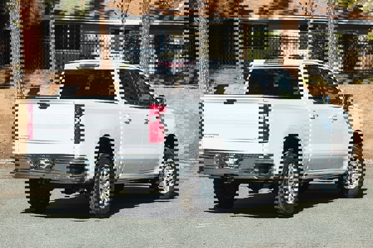 Used 2020 Chevrolet Silverado 1500 LT w/ All-Star Edition image 7