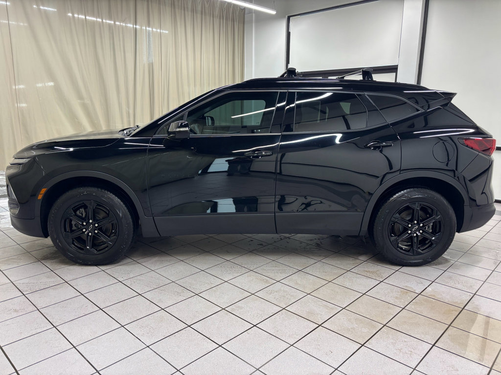 Certified 2024 Chevrolet Blazer LT w/ Midnight/Sport Edition FWD image 10