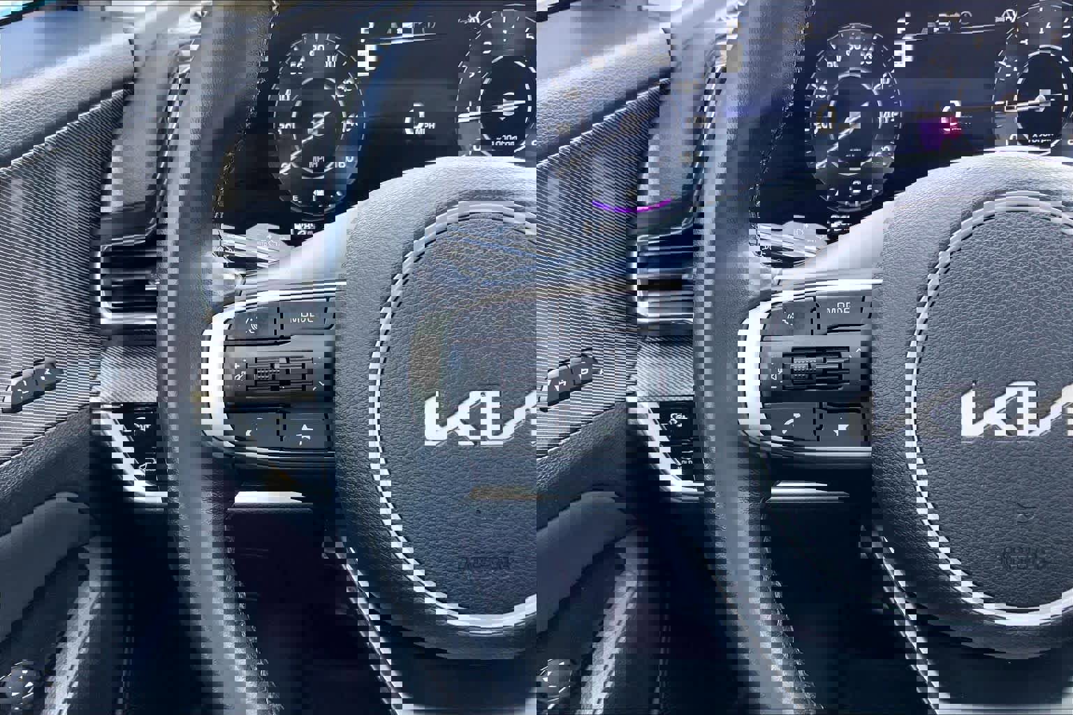 Used 2023 Kia Sportage SX image 23