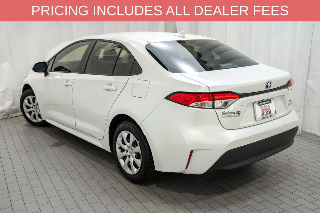Certified 2024 Toyota Corolla LE FWD image 3