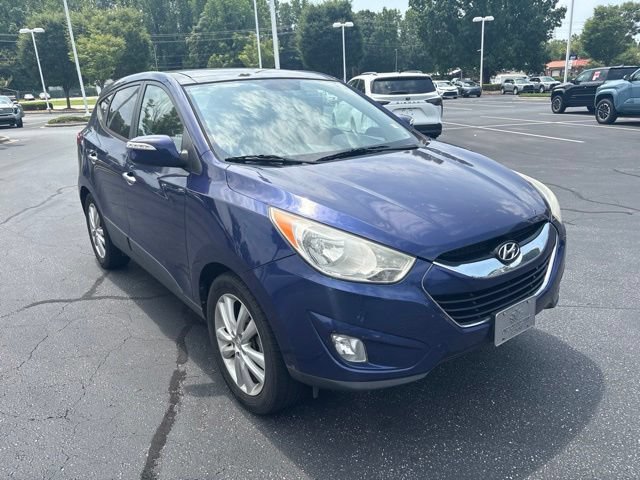 Used 2011 Hyundai Tucson Limited w/ Premium Pkg 3 FWD image 4