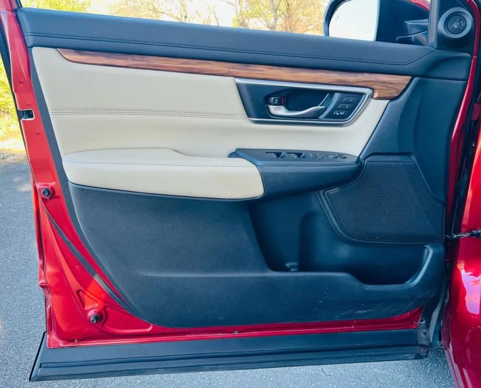 Used 2019 Honda CR-V EX-L image 19