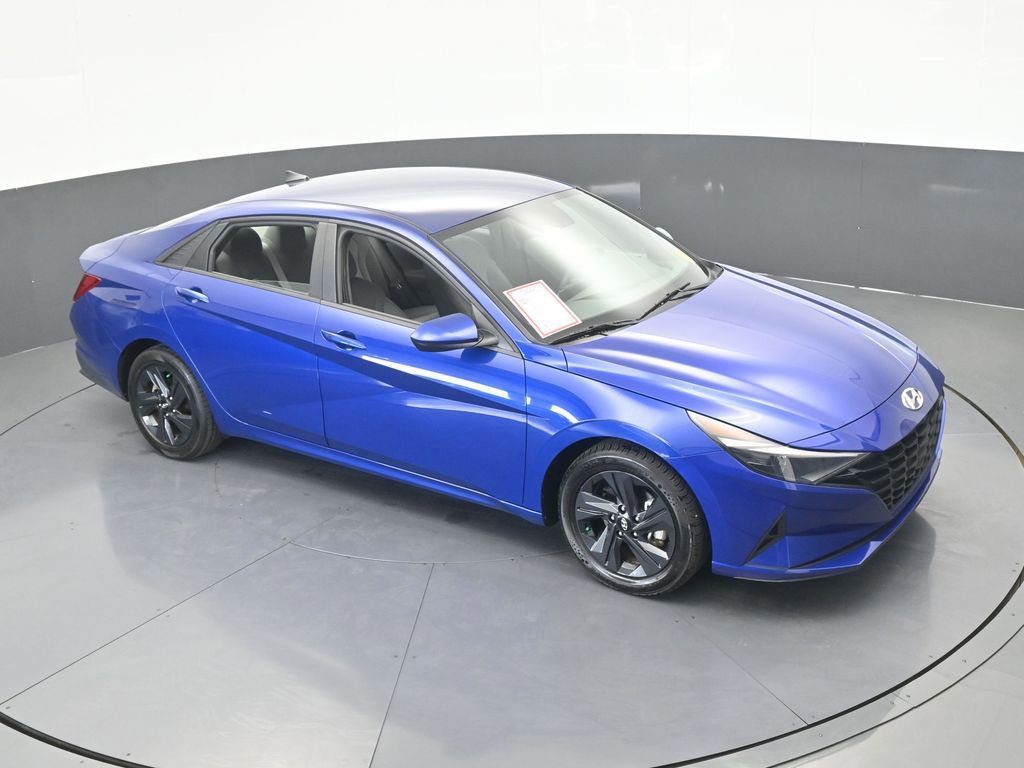 Used 2023 Hyundai Elantra SEL image 53