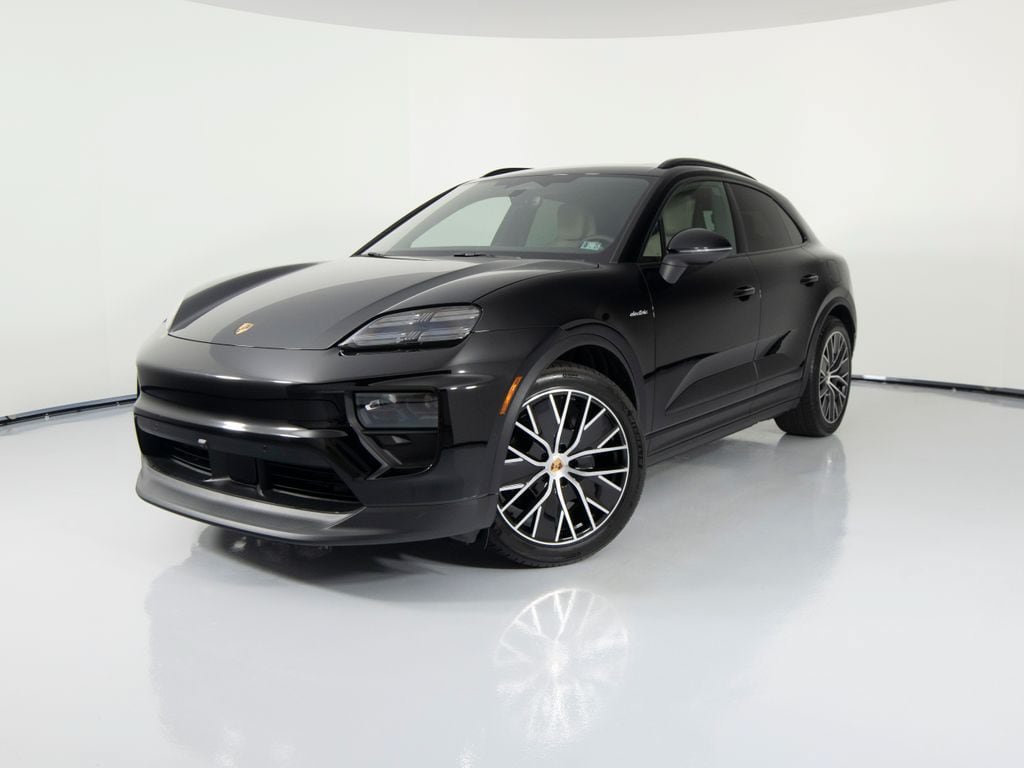 New 2026 Porsche Macan 4 Electric AWD/4WD image 1