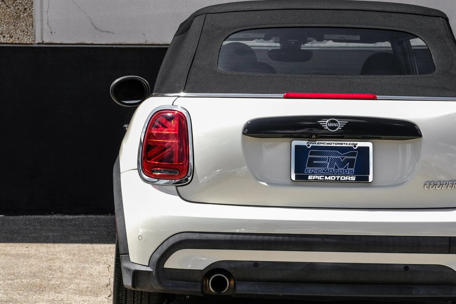 Used 2023 MINI Cooper Convertible FWD image 32