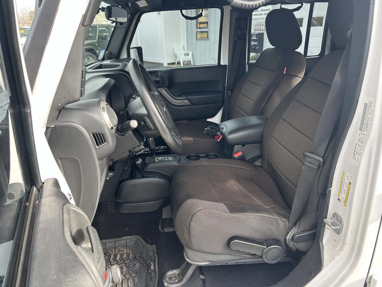 Used 2013 Jeep Wrangler Unlimited Sport image 15