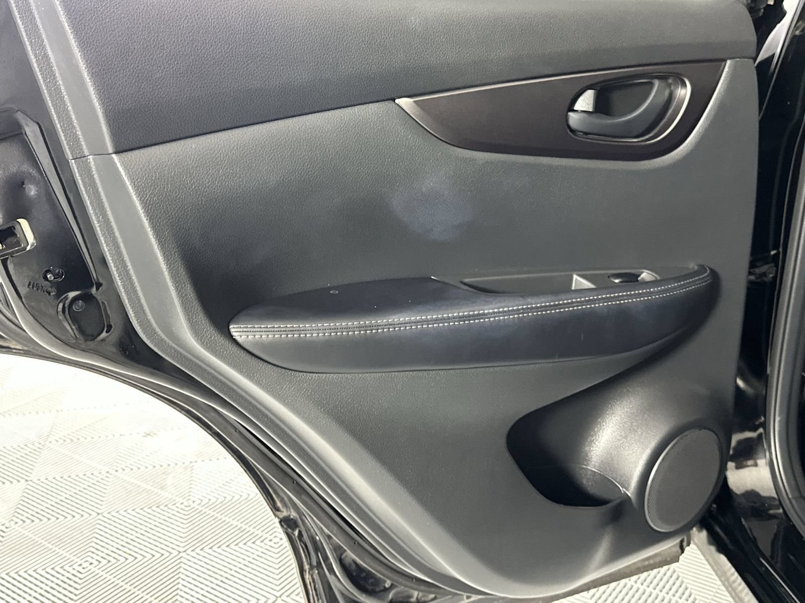 Used 2021 Nissan Rogue Sport S FWD image 30