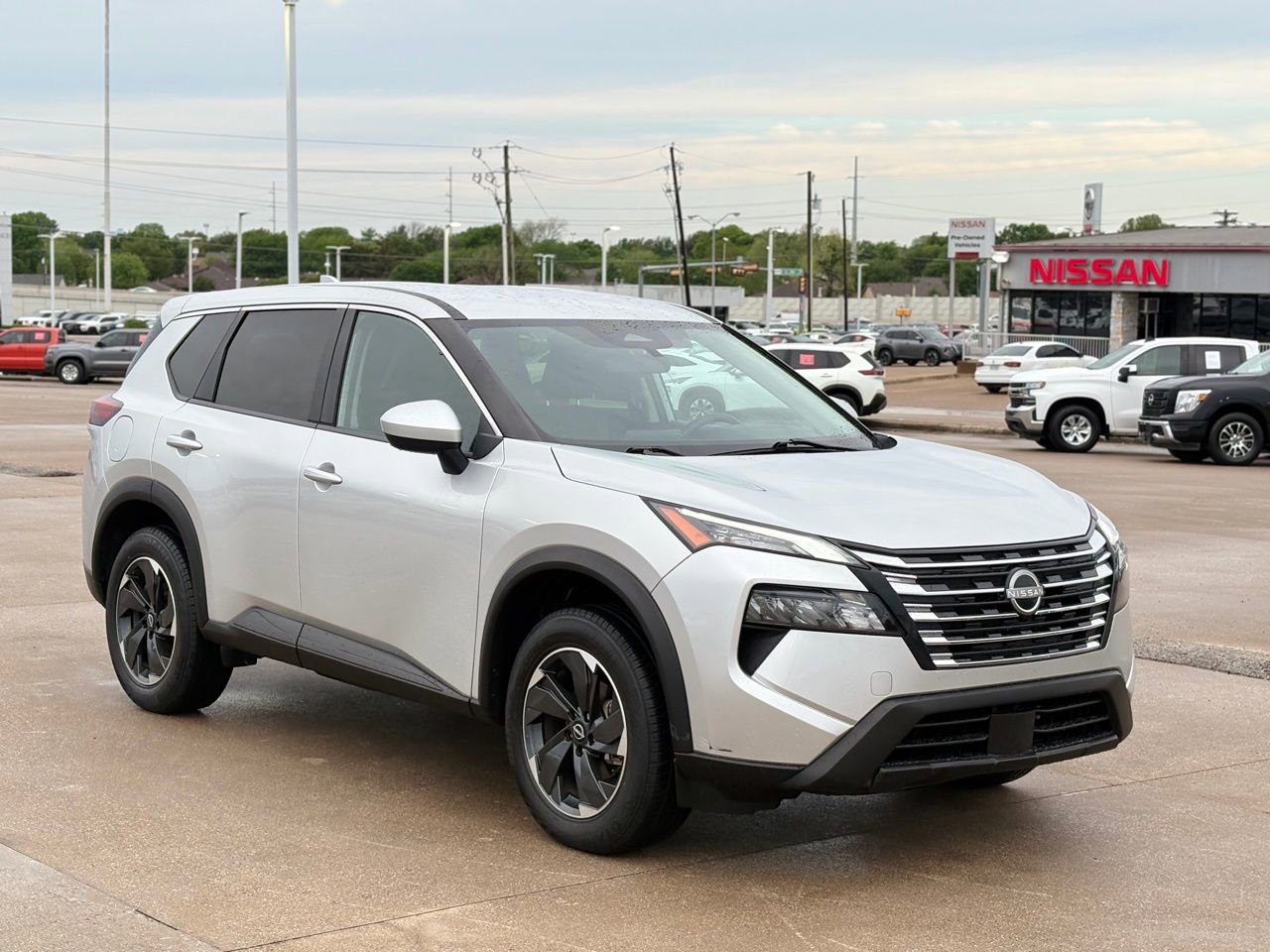 Certified 2024 Nissan Rogue SV image 5