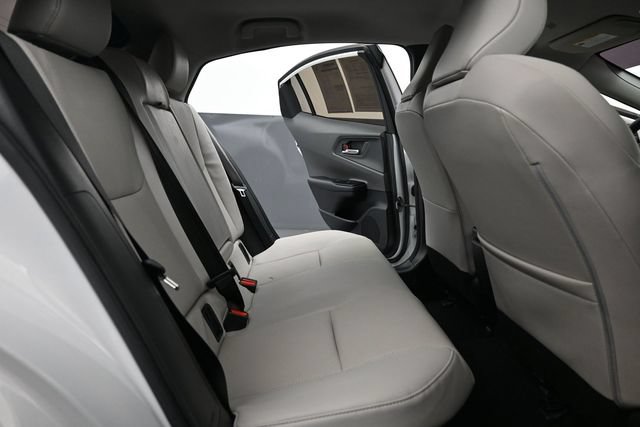 Used 2023 Toyota Prius XLE AWD/4WD image 21