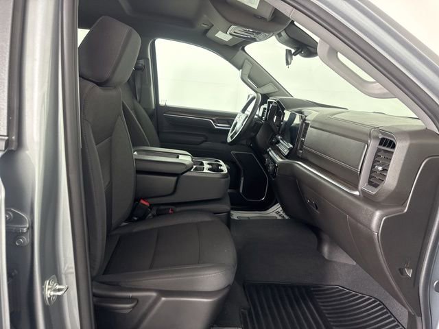 Used 2026 Chevrolet Silverado 1500 LT image 12