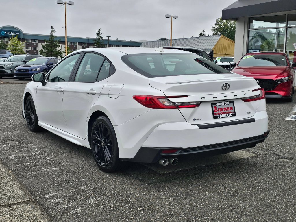 Used 2025 Toyota Camry SE FWD image 7