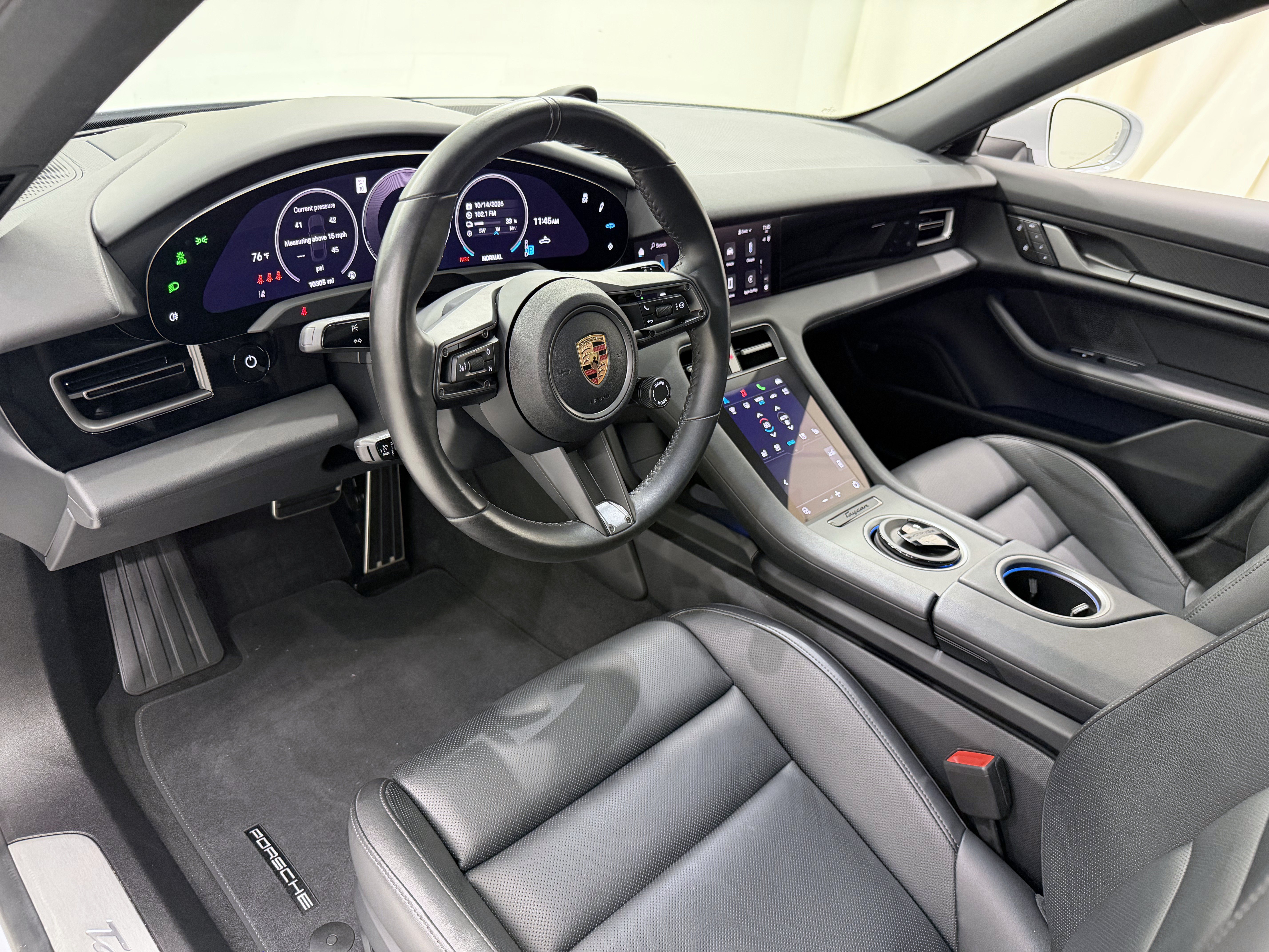 Certified 2025 Porsche Taycan RWD image 4