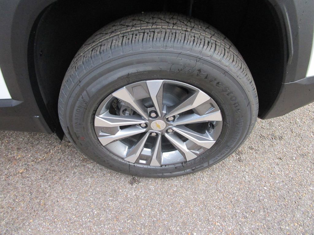 New 2026 Chevrolet Equinox LT w/ Convenience Package II image 14