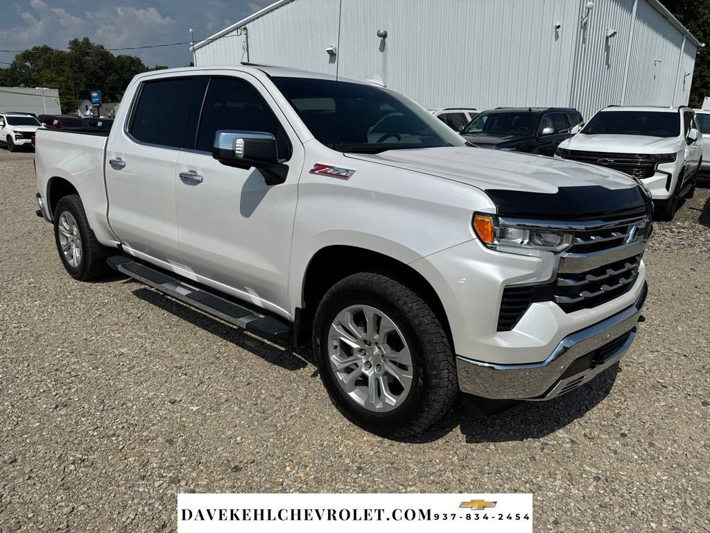 Used 2022 Chevrolet Silverado 1500 LTZ w/ LTZ Premium Package AWD/4WD image 7