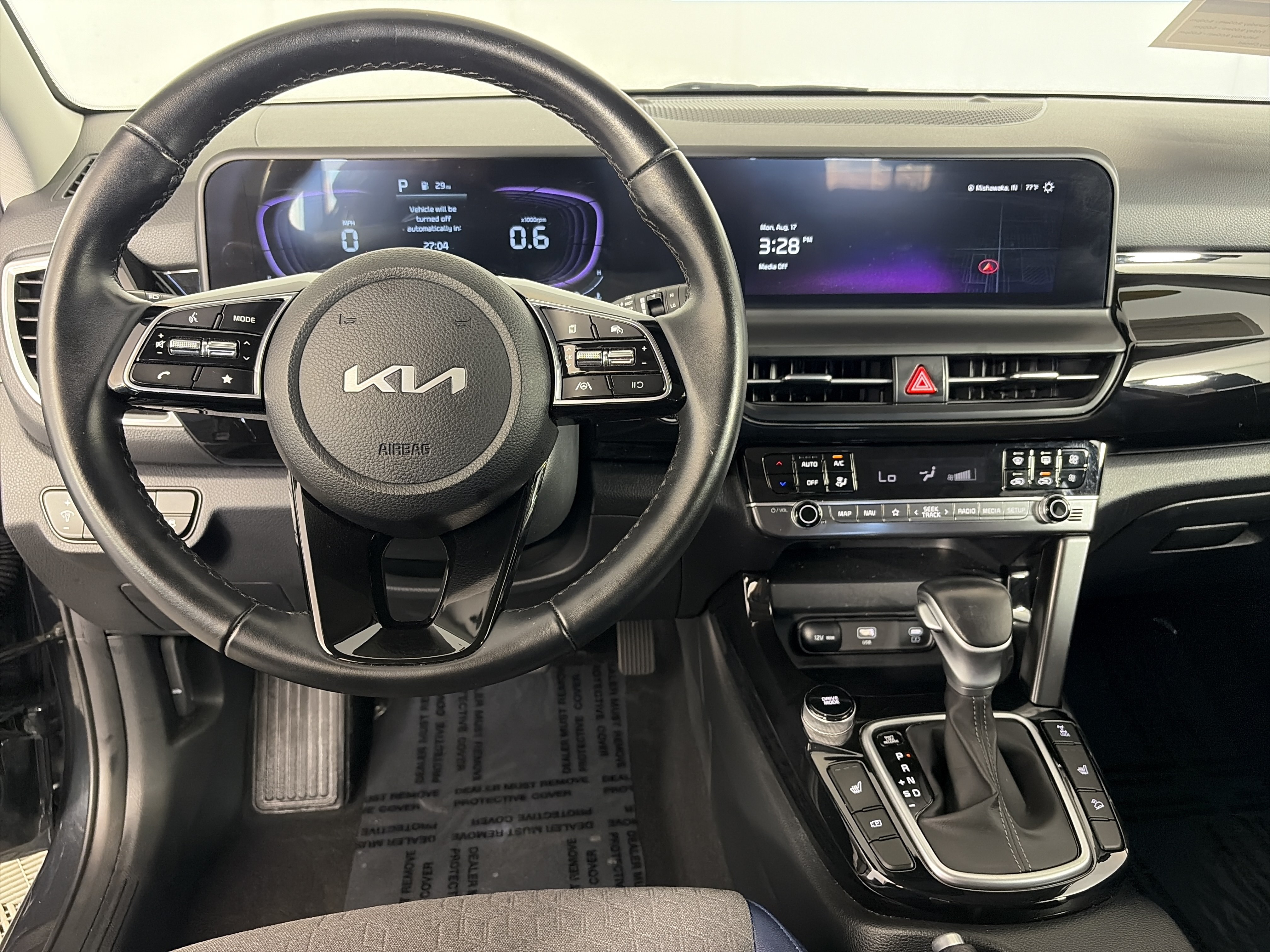 Certified 2025 Kia Seltos S AWD/4WD image 3