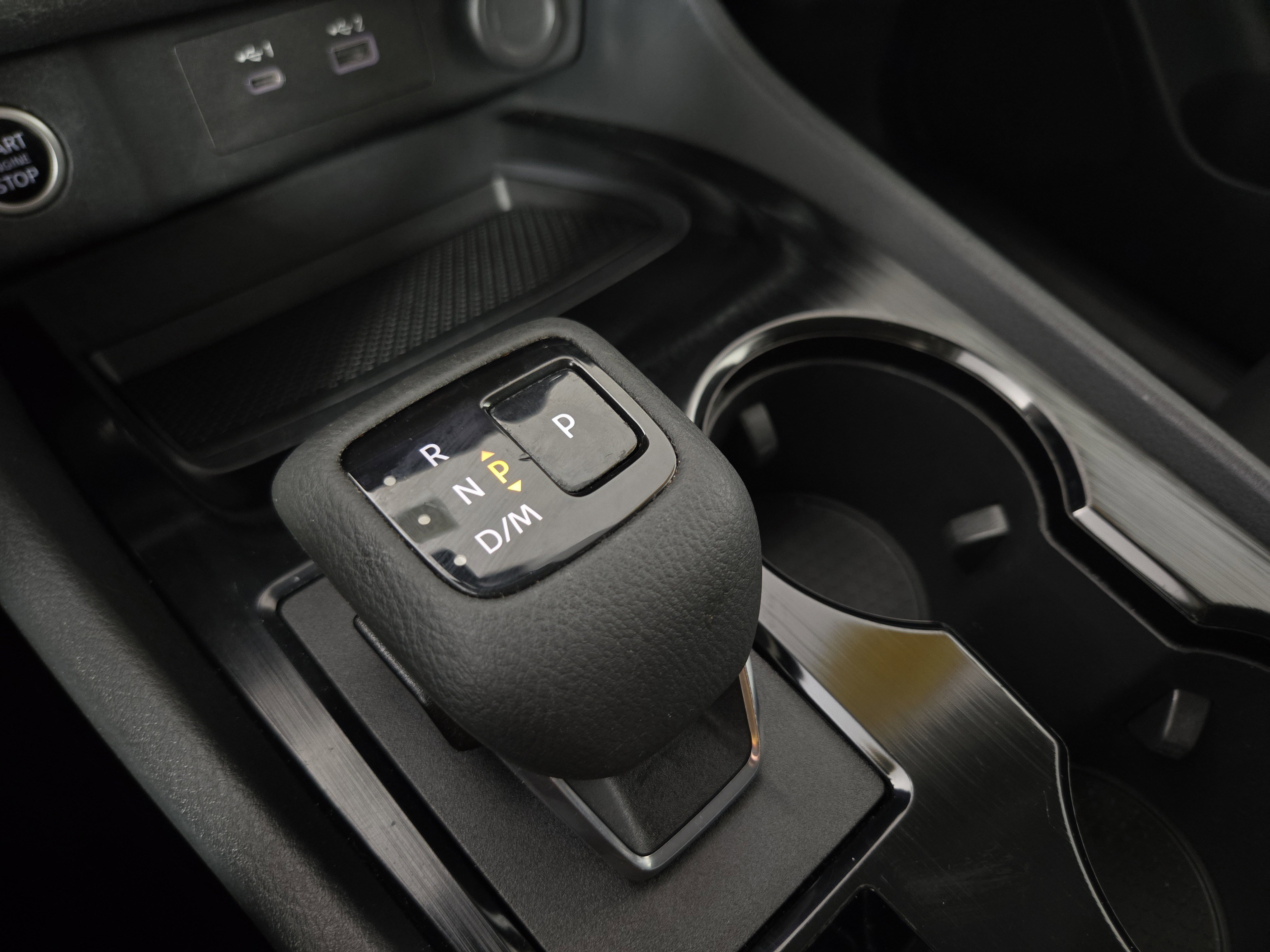 Used 2023 Nissan Rogue S image 22