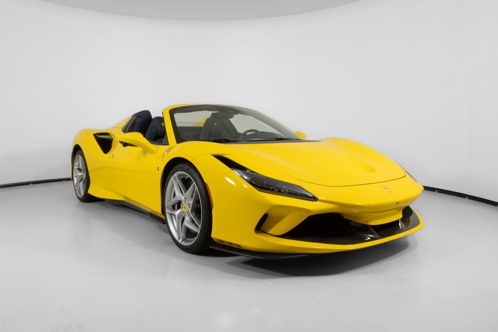 Used 2022 Ferrari F8 Tributo image 11