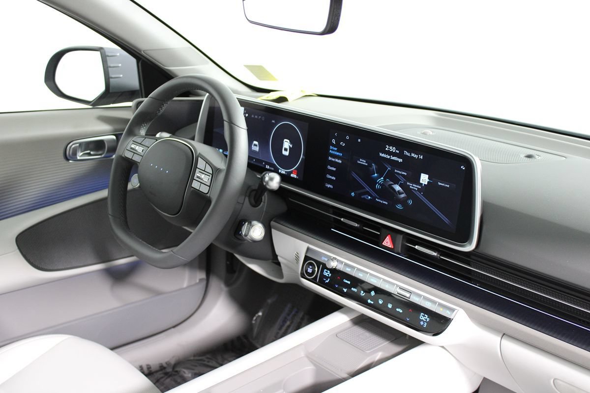 Used 2023 Hyundai Ioniq 6 SEL RWD image 11