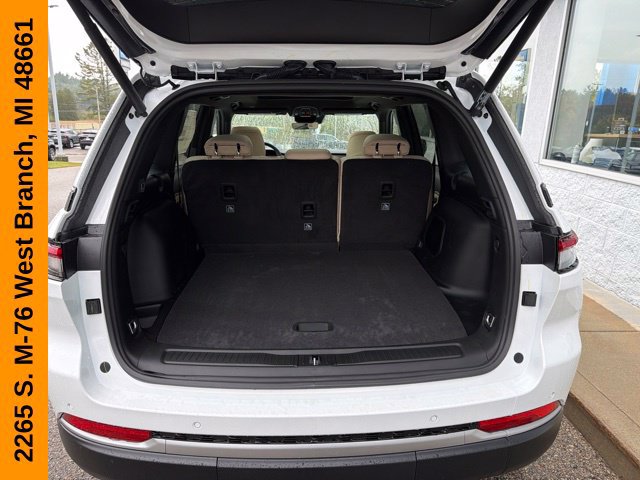 New 2027 Jeep Grand Cherokee Limited AWD/4WD image 24