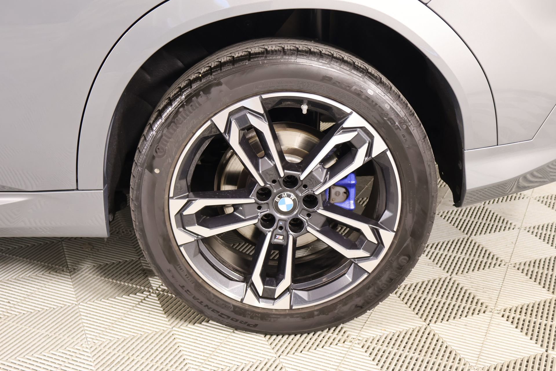 Used 2025 BMW X2 xDrive28i w/ M Sport Package image 20