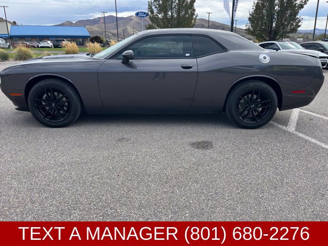 Used 2021 Dodge Challenger SXT w/ Driver Convenience Group AWD/4WD image 7