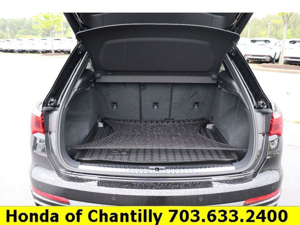 Used 2020 Audi Q3 2.0T Premium Plus w/ Premium Plus Package AWD/4WD image 26