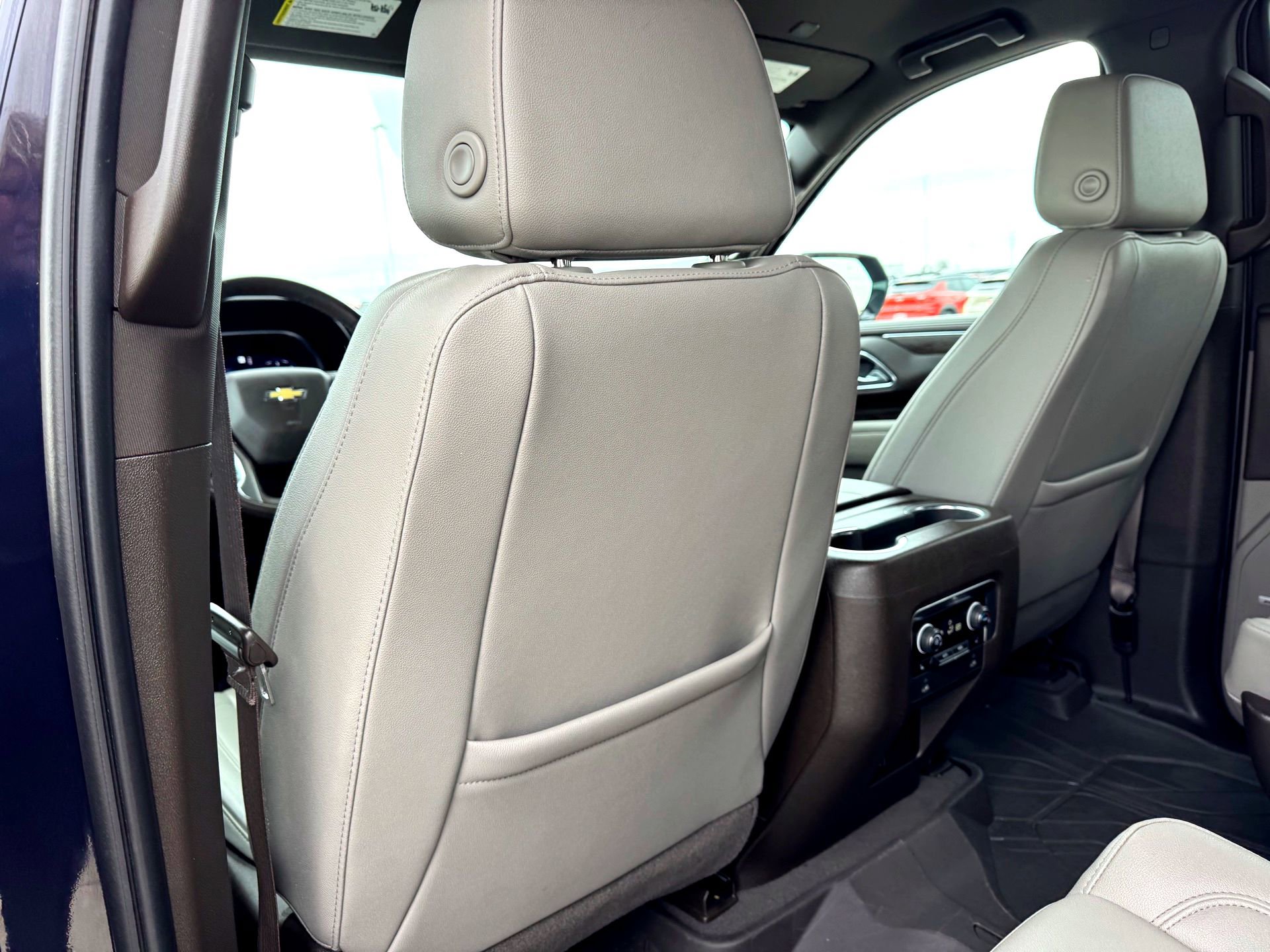 Used 2022 Chevrolet Tahoe LT w/ Luxury Package image 20