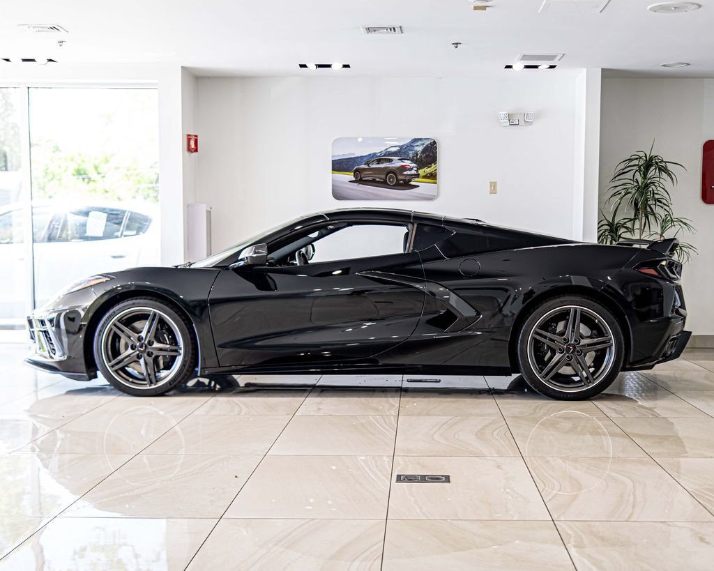 Used 2024 Chevrolet Corvette Stingray Preferred Cpe w/ Z51 Performance Package RWD image 7