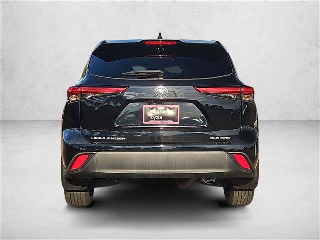 Used 2023 Toyota Highlander XLE w/ Protection Package #3 (TMS) AWD/4WD image 8