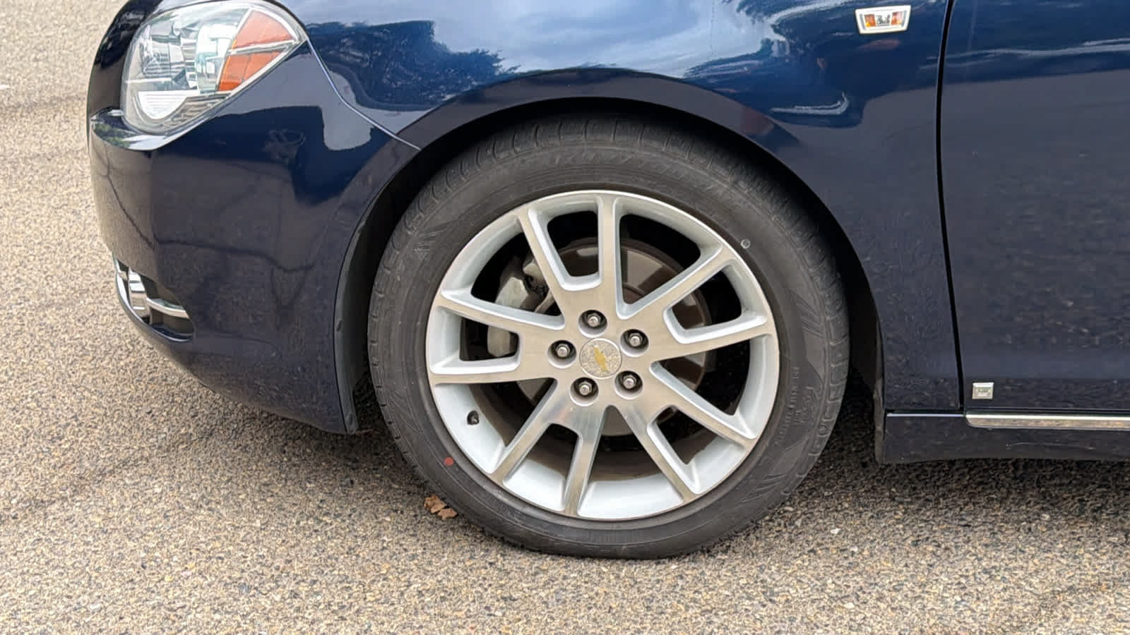 Used 2008 Chevrolet Malibu LTZ FWD image 9