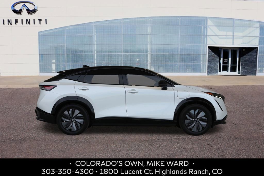 Used 2024 Nissan Ariya AWD image 7